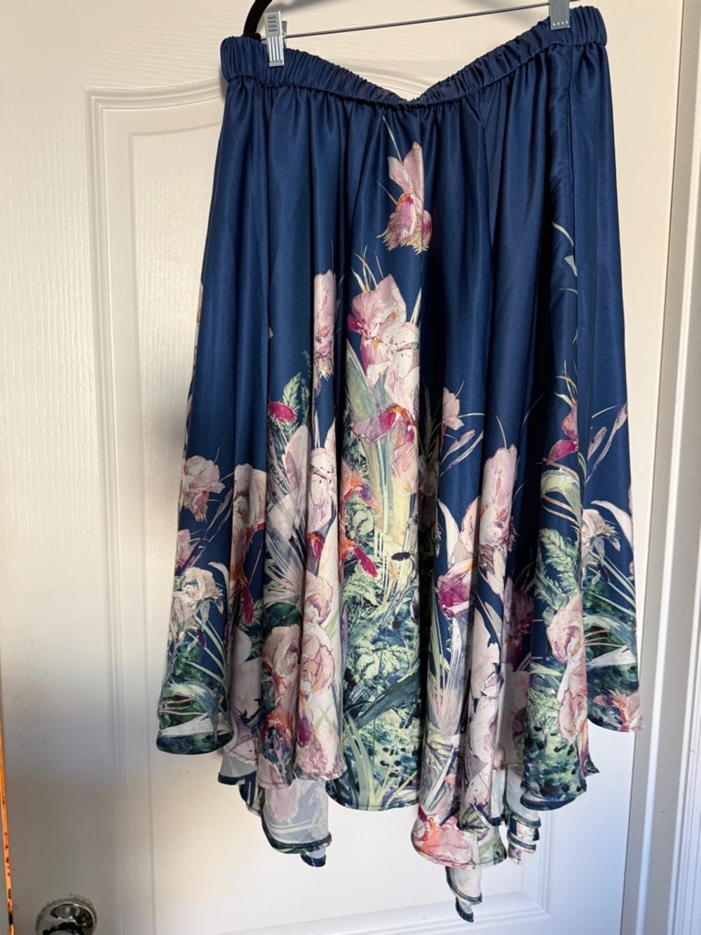 Anthropologie sleek A line skirt - Picture 6 of 7